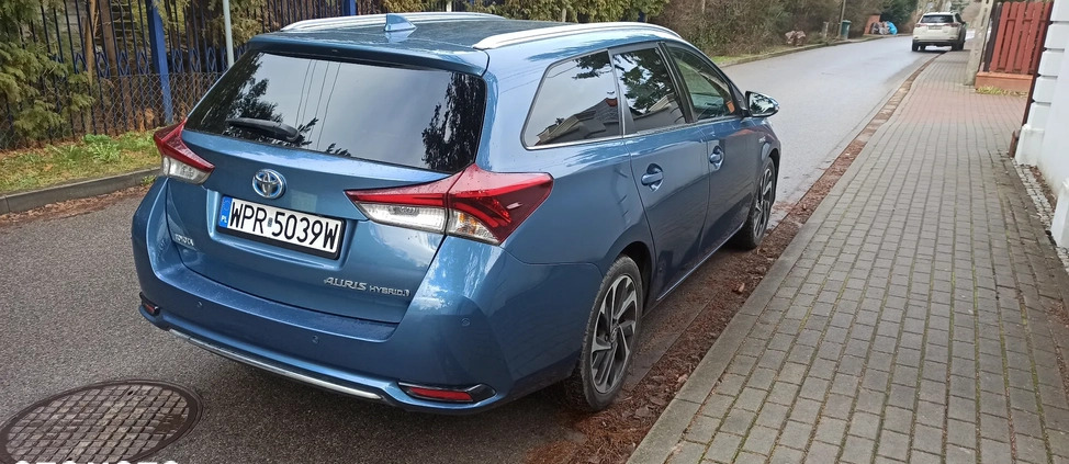 Toyota Auris cena 58900 przebieg: 107000, rok produkcji 2015 z Warszawa małe 56